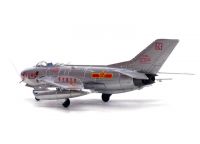 Shenyang J-6 (Red 83)