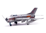 Shenyang J-6 (Red 83)